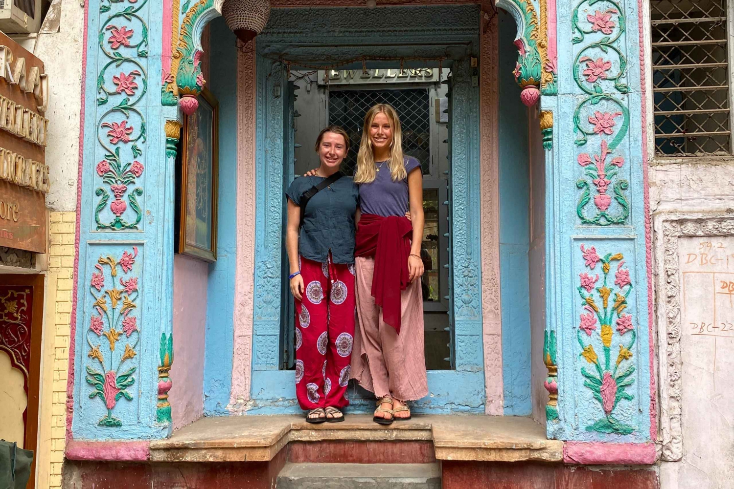 Old Delhi: Cultural & Historical Local Tour Experience