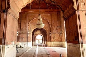 Stare Delhi: zwiedzanie z przewodnikiem Czerwonego Fortu, meczetu Dżami Masdżid i Chandi Chowk