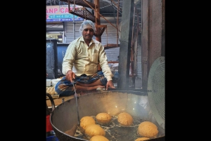 Old Delhi: Gademad, basarer og byvandring med fotografering