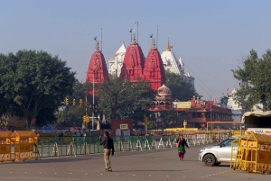 Tour privato di 6 ore dei templi e dei siti spirituali della vecchia Delhi