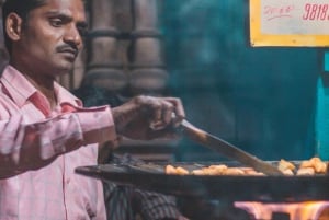 Old Delhi Walk & Rickshaw Ride – Group or Private Tour