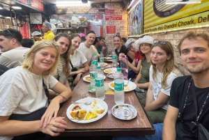 Vanhan Delhin kävelyretki ruoanmaistiaisten kera