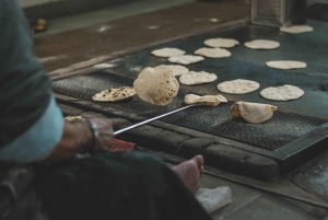 Tour a piedi della Vecchia Delhi con spettacolo di luci e acqua di Akshardham