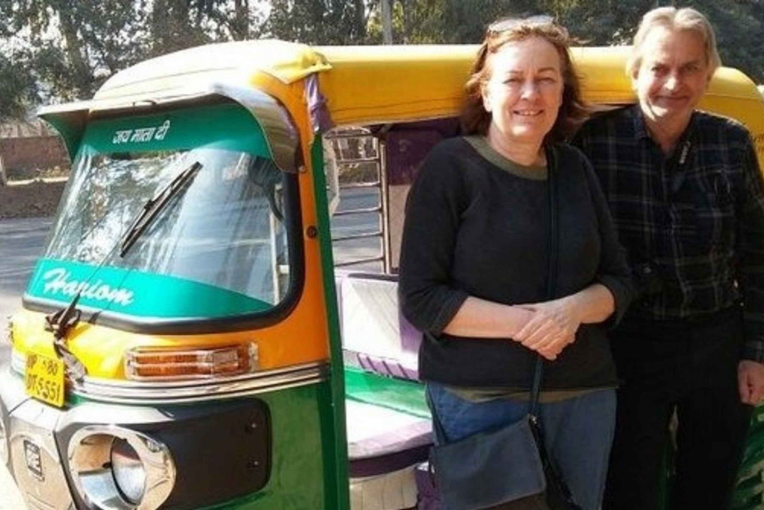 Tour privato in tuk tuk della vecchia e della nuova Delhi con cibo di strada