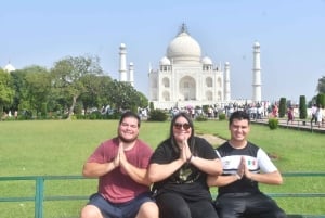 Viagem de um dia ao Taj Mahal, Mathura e Vrindavan saindo de Delhi/Agra