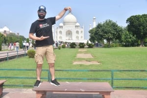 Viagem de um dia ao Taj Mahal, Mathura e Vrindavan saindo de Delhi/Agra