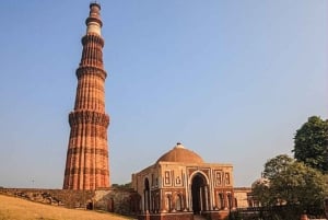Overnight Immersion: Delhi’s Majestic Monuments & Markets