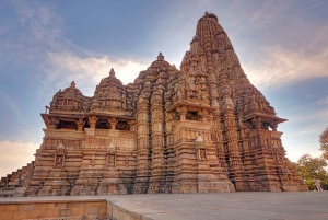 Nocna wycieczka pociągiem do Khajurao z Delhi