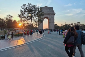 Au départ de Delhi : visite d'une jounée de la vieille ville et de la nouvelle ville de Delhi.