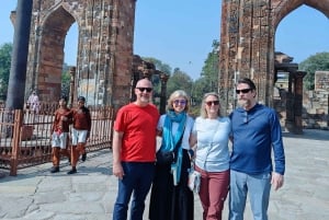 Au départ de Delhi : visite d'une jounée de la vieille ville et de la nouvelle ville de Delhi.