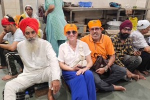 Private Full Day New & Old Delhi City Tour with Local Guide