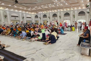 Private Full Day New & Old Delhi City Tour with Local Guide