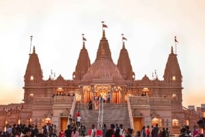 Delhi: Private Old & New Delhi City Tour with Car & Guide