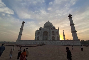 Tour guiado particular Passeio sem filas pelo Taj Mahal