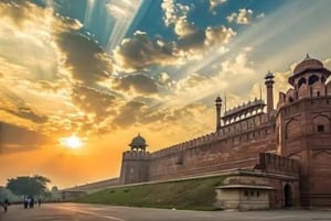 Delhistä: Kultaisen kolmion kiertomatka: Varanasi, Sarnath ja Gaya