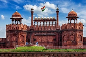 Delhistä: Kultaisen kolmion kiertomatka: Varanasi, Sarnath ja Gaya