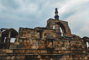 Qutub Minar Complex Half Day Guided Tour