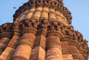 Skip-the-line Qutub Minar Private Tour with Transfer Option