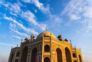 Utforsk Taj Mahal med stil: Deluxe Agra-dagstur fra Delhi