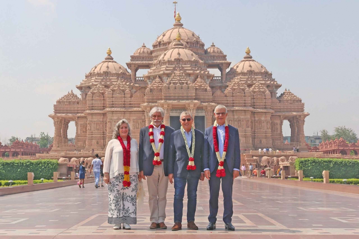 La sacra serenità: Esplorazione spirituale privata a Delhi