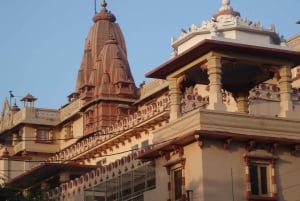 Yhden päivän retki Taj Mahaliin, Mathuraan ja Vrindavaniin Delhistä/Agrasta