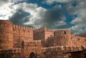 Tour del Taj Mahal in giornata da Delhi in auto - Escursione privata