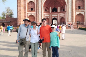 Taj Mahal Skip-the-Line Guided Tour mit optionalen Extra-ons