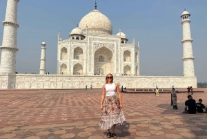 Überspringe die Warteschlange Taj Mahal Tour mit privatem Tourguide