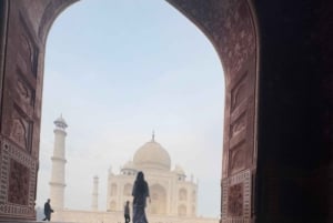 skip the line taj mahal tour with private tour guide