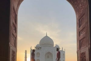 skip the line taj mahal tour with private tour guide