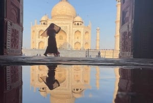 skip the line taj mahal tour with private tour guide
