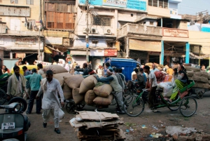 Tour a pie gratis por el casco antiguo y el mercado de especias de Delhi