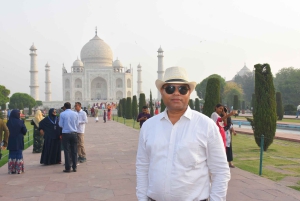 Тадж-Махал, Агра-Форт и Маленький Тадж: однодневная поездка из Дели на автомобиле