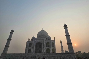 Taj Mahal, Agra Fort och Baby Taj: Heldagsresa från Delhi