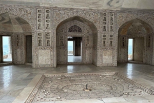 Taj Mahal & Agra Tour with Skip the Line Entry & Transfer (Skip the Line Entry & Transfer)