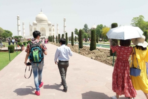 Taj Mahal: Gedeelde groepsrondleiding met transfer vanuit New Delhi