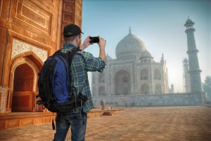 Taj Mahal: Gedeelde groepsrondleiding met transfer vanuit New Delhi