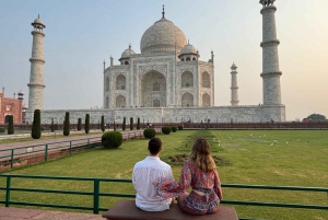 Visite du Taj Mahal au lever du soleil et d'Agra avec transferts depuis Delhi