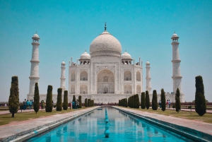 Taj Mahal nascer ou pôr do sol durante a noite