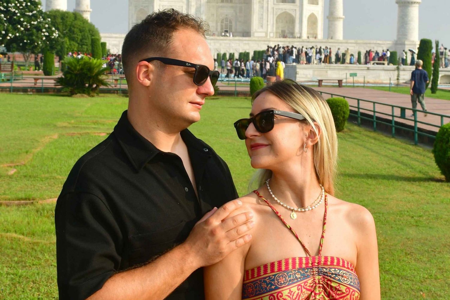 Tour dell'alba del Taj Mahal da Delhi con auto e colazione a 5 stelle