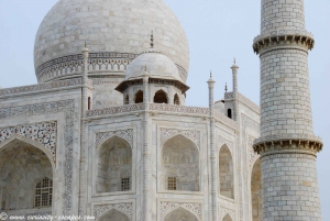 Wycieczka o zachodzie słońca do Taj Mahal Tuk Tukiem z prywatnym przewodnikiem