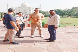 Depuis Delhi : visite privée du Taj Mahal en train super rapide