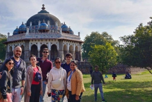 Delhin langat: naisten johtama monumentti-, perintö- ja käsityökierros