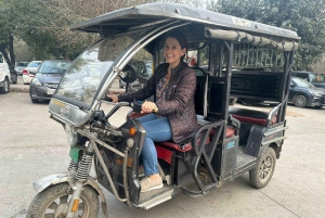 Delhin langat: naisten johtama monumentti-, perintö- ja käsityökierros