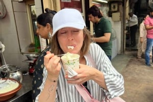 Delhis trådar: Kvinnostyrda monument, arv och hantverkstur