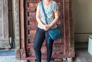 Delhis trådar: Kvinnostyrda monument, arv och hantverkstur