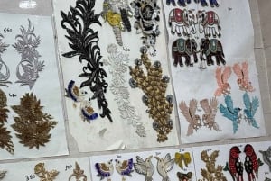 Delhis trådar: Kvinnostyrda monument, arv och hantverkstur