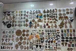 Delhis trådar: Kvinnostyrda monument, arv och hantverkstur