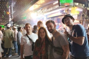 Delhis trådar: Kvinnostyrda monument, arv och hantverkstur