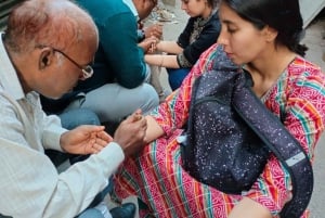 Delhis trådar: Kvinnostyrda monument, arv och hantverkstur